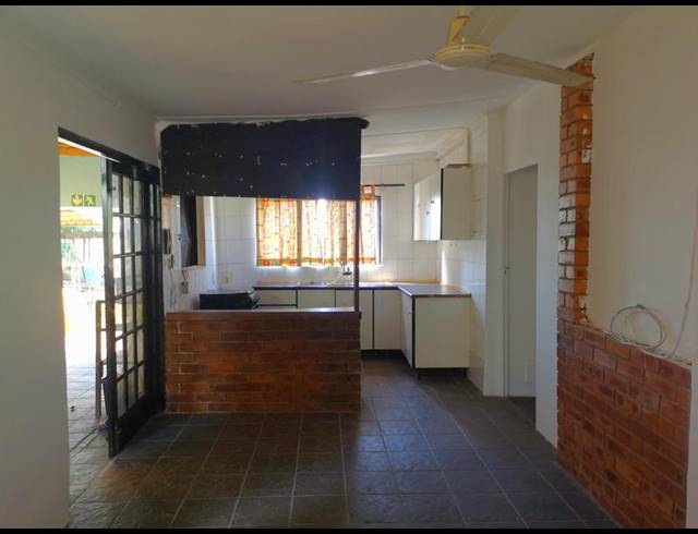 2 BEDROOM PROPERTY TO RENT IN BLUFF